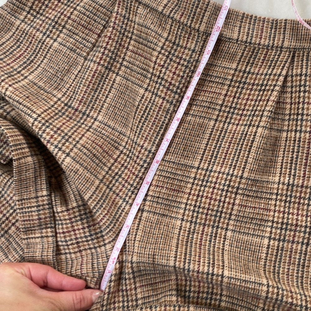 Suit Short - Picture 8 of 9